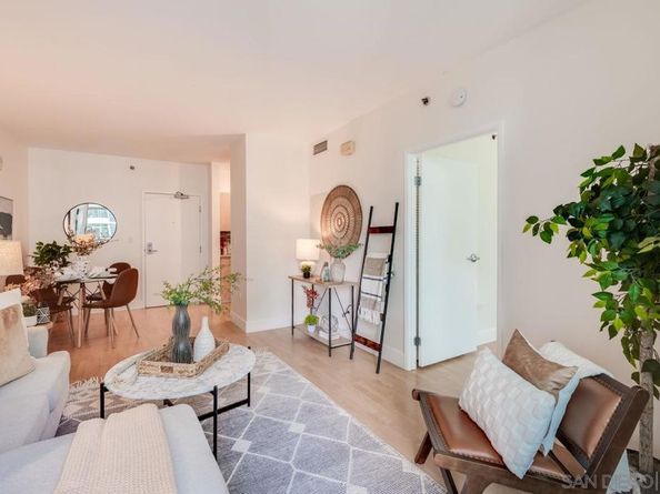 425 W Beech St 1353, San Diego CA 92101