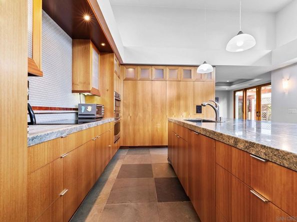 684 Margarita Ave, Coronado CA 92118