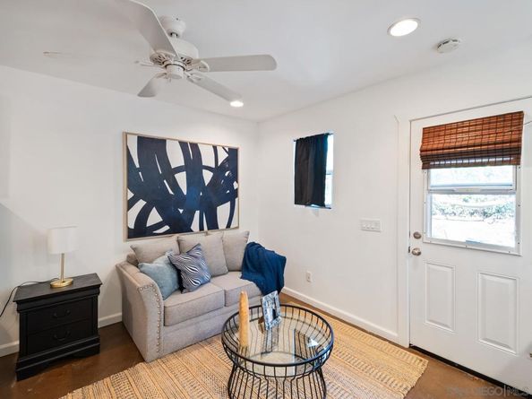 248 W 9Th Ave, Escondido CA 92025