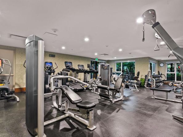 1205 Pacific Hwy 2002, San Diego CA 92101