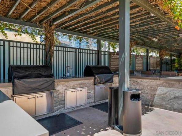 1205 Pacific Hwy 2002, San Diego CA 92101