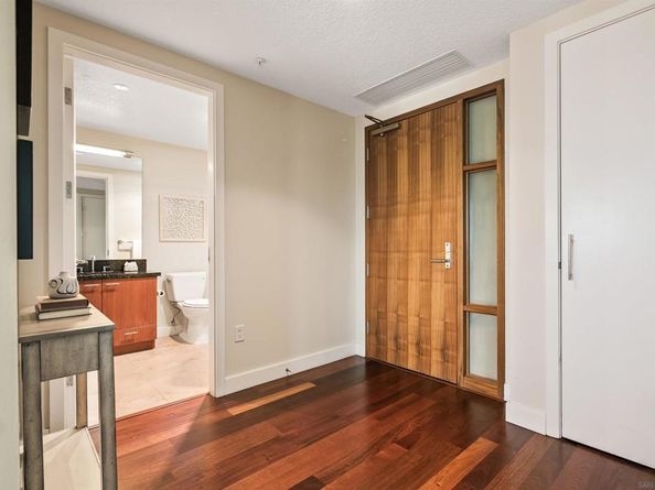 1205 Pacific Hwy 2002, San Diego CA 92101