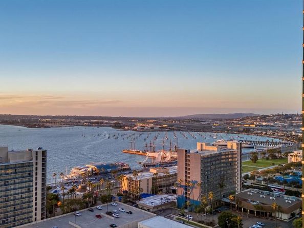 1205 Pacific Hwy 2002, San Diego CA 92101