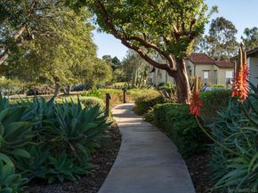 8341 Santaluz Village Green E, San Diego CA 92127