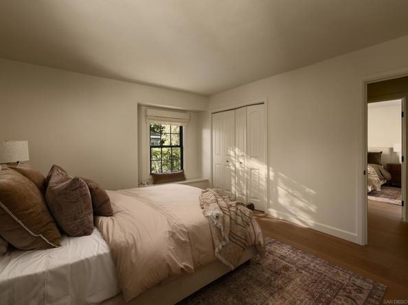 8901 Nottingham Place, La Jolla CA 92037