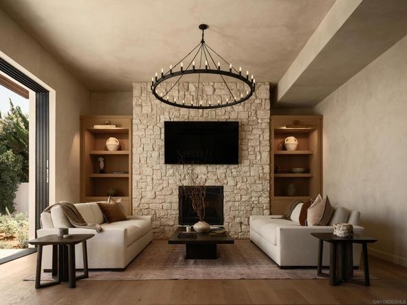 8901 Nottingham Place, La Jolla CA 92037