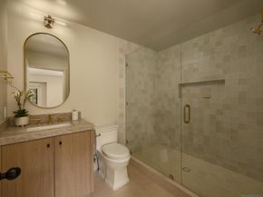 8901 Nottingham Place, La Jolla CA 92037