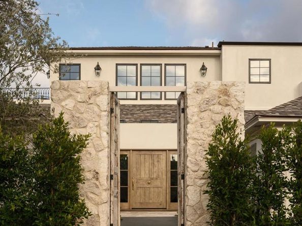 8901 Nottingham Place, La Jolla CA 92037