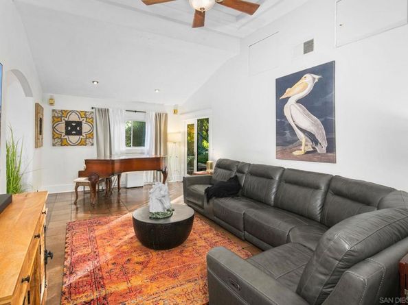 1115 S Mollison Ave, El Cajon CA 92020