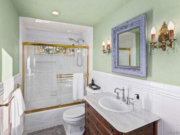 1115 S Mollison Ave, El Cajon CA 92020