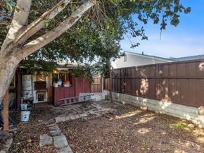 2747 Fairfield St, San Diego CA 92110