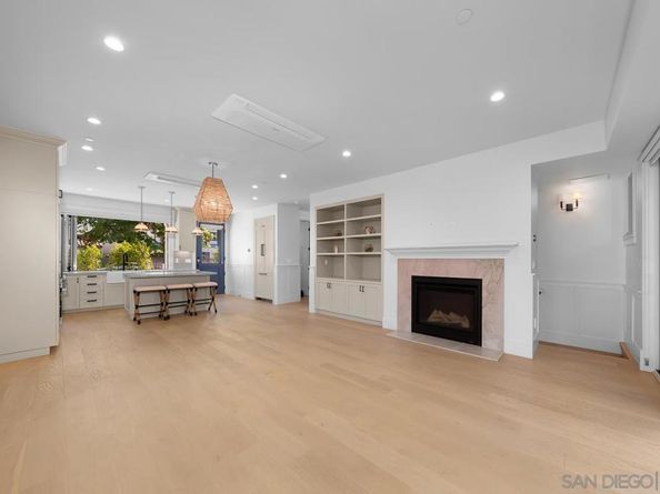 825 9th St., Coronado CA 92118