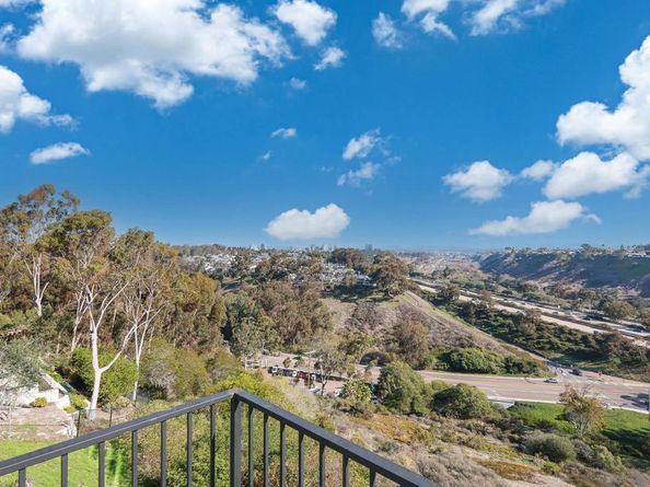 7901 Avenida Kirjah, La Jolla CA 92037