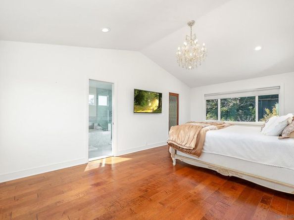 7901 Avenida Kirjah, La Jolla CA 92037