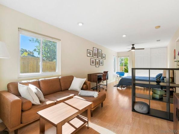 12061 Rue Des Amis, San Diego CA 92131