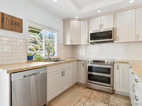 12061 Rue Des Amis, San Diego CA 92131