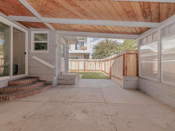 6266 68 Stewart St, San Diego CA 92115