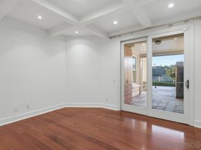 5448 Caminito Bayo, La Jolla CA 92037