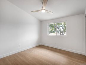 5162 Limerick Ave, San Diego CA 92117