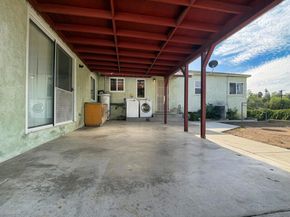 9174 Rosedale Dr, Spring Valley CA 91977