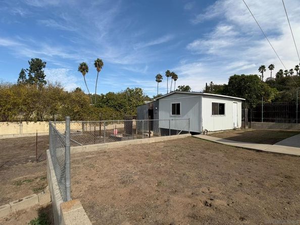 9174 Rosedale Dr, Spring Valley CA 91977