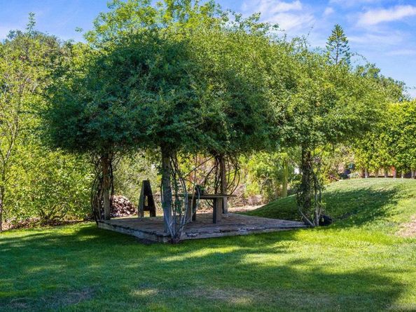 3412 Buena Creek Rd, Vista CA 92084