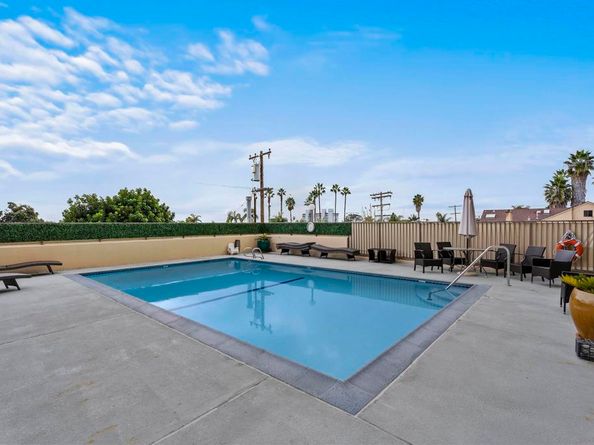 4944 Cass St 604, San Diego CA 92109