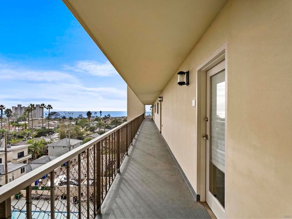 4944 Cass St 604, San Diego CA 92109