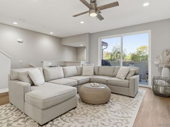 4382 Pacifica Way 4, Oceanside CA 92056