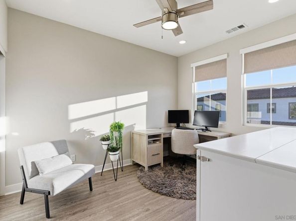 4382 Pacifica Way 4, Oceanside CA 92056