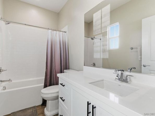 4382 Pacifica Way 4, Oceanside CA 92056