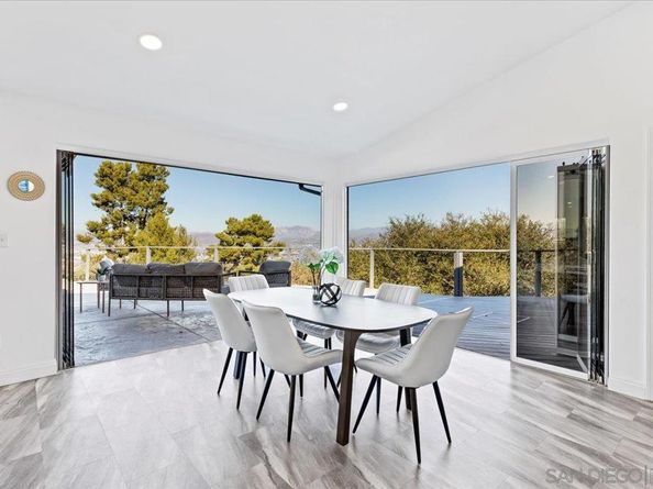 5030 Helix Ter, La Mesa CA 91941