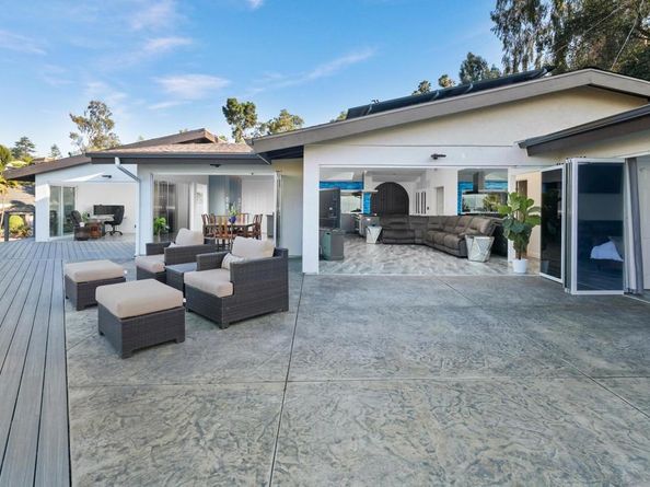 5030 Helix Ter, La Mesa CA 91941