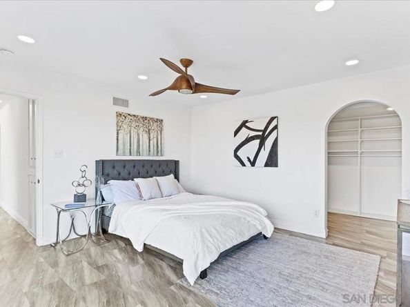 5030 Helix Ter, La Mesa CA 91941