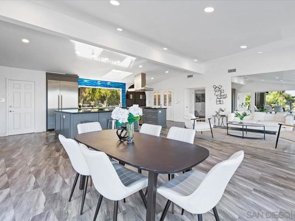 5030 Helix Ter, La Mesa CA 91941