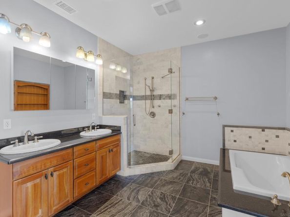 4975 Dawes St, San Diego CA 92109