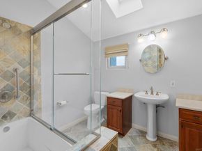 4975 Dawes St, San Diego CA 92109