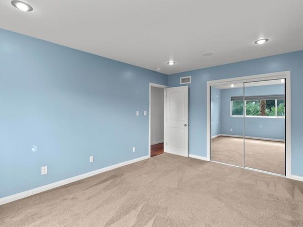 4975 Dawes St, San Diego CA 92109