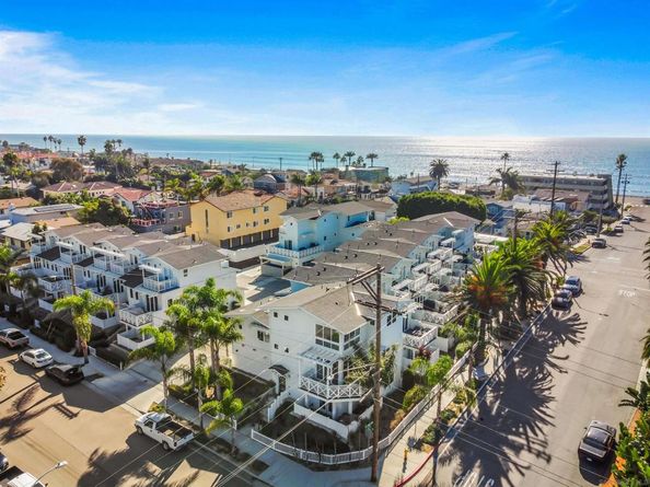 3301 Lincoln St, Carlsbad CA 92008