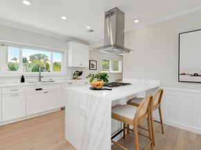 302 E Ave, Coronado CA 92118