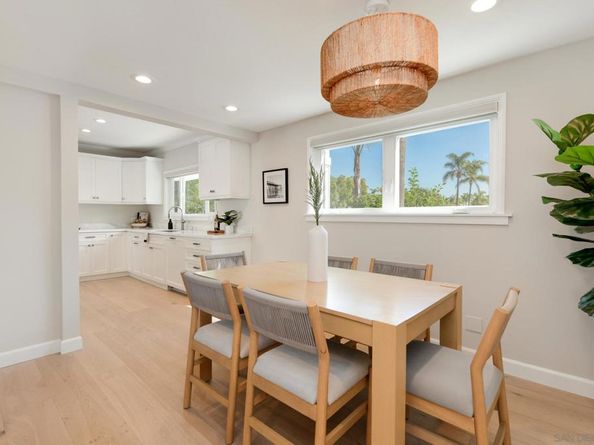 302 E Ave, Coronado CA 92118