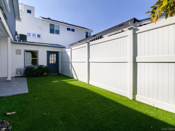 302 E Ave, Coronado CA 92118