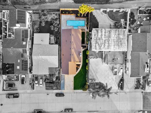 2307 Galveston St., San Diego CA 92110