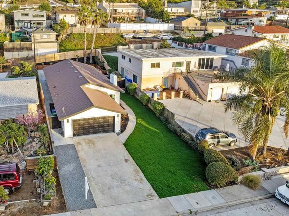 2307 Galveston St., San Diego CA 92110