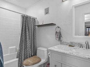 5980 Dandridge Ln 215, San Diego CA 92115