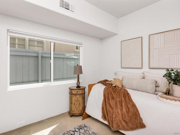 4527 Narragansett Ave, San Diego CA 92107