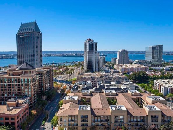 645 Front Street 2102, San Diego CA 92101