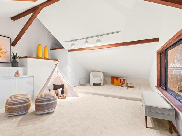 451 Jolina Way, Encinitas CA 92024