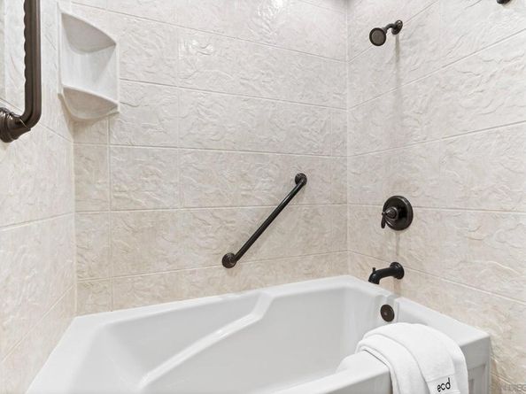 451 Jolina Way, Encinitas CA 92024