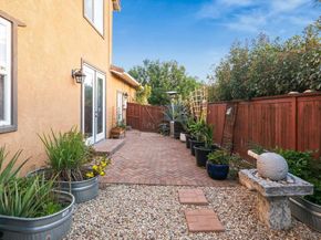 624 Ridgemont Cir, Escondido CA 92027